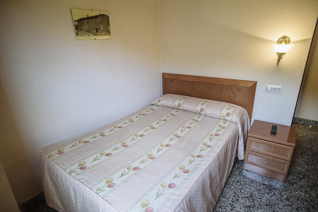 Hostal Plaza Ciudad-Rodrigo Δωμάτιο φωτογραφία